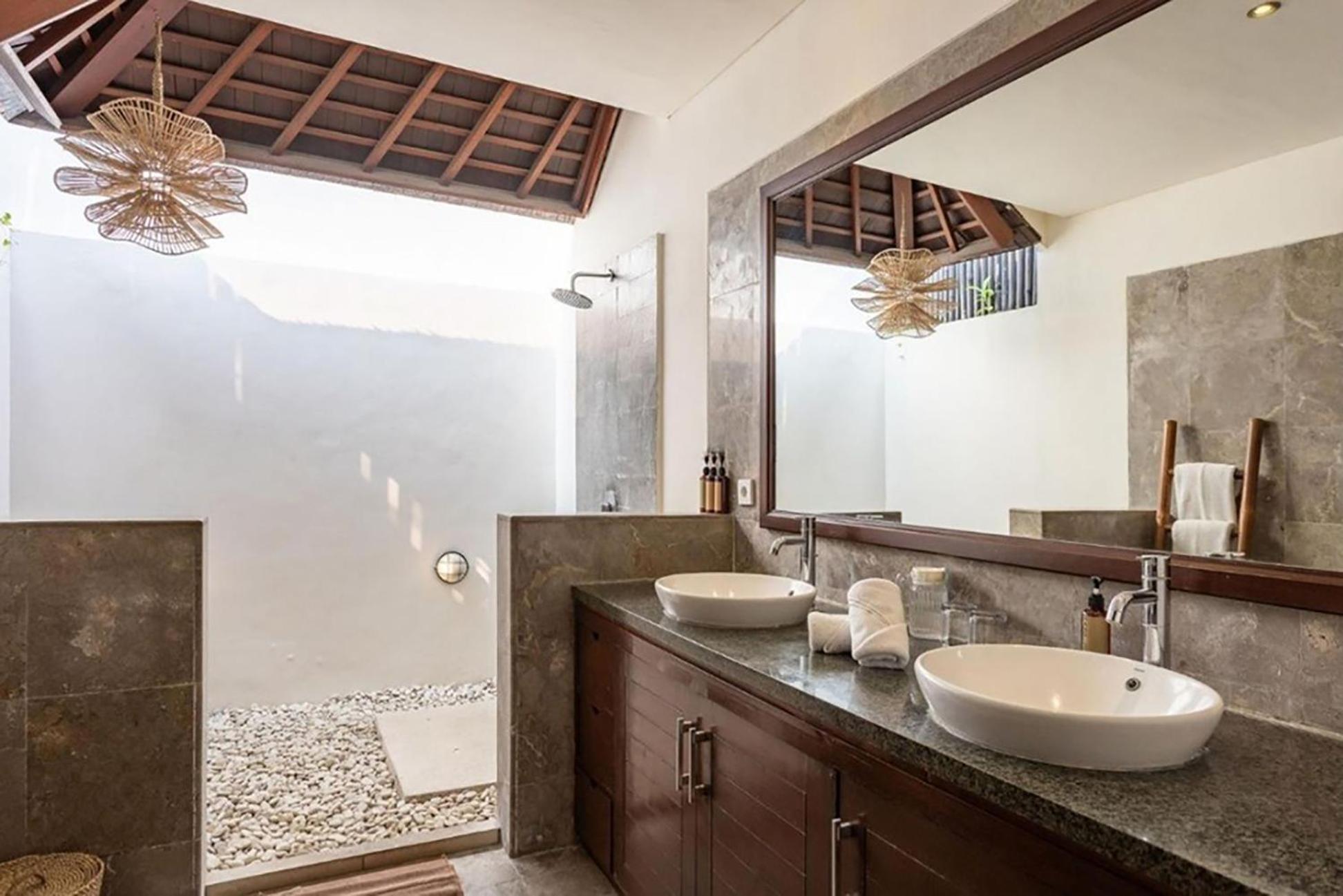 Villa Tiga Mangga By Optimum Bali Villas 塞米亚克 外观 照片